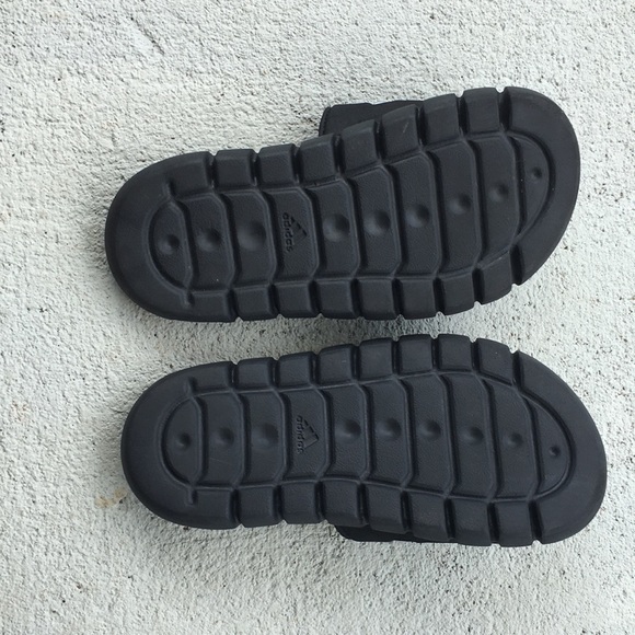 Adidas Sandals - Picture 2 of 3